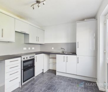 2 bedroom semi-detached house to rent - Photo 6