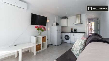 malaga, Andalusia 29620 - Photo 4