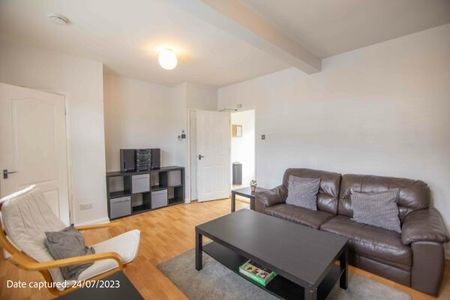 72 Alcuin Avenue - Photo 2