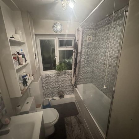 1 bedroom detached house to rent - Photo 4