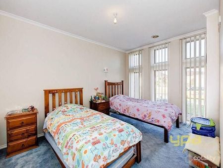 Low-Maintenance Living in a Prime Spot - Photo 5