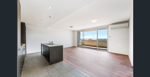 Modern 3 Bedroom Apartment with City Views in the Heart of Liverpool - Photo 1