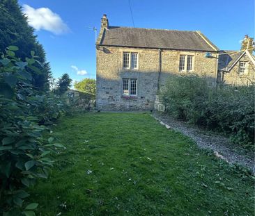 Three bedroom semi-detached cottage in rural location found in good... - Photo 3