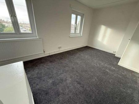 Coronation Road, Frome, Somerset, BA11 - Photo 5