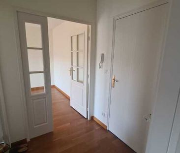 Location Appartement 2 pièces 46m² ORLEANS 45000 - Photo 4