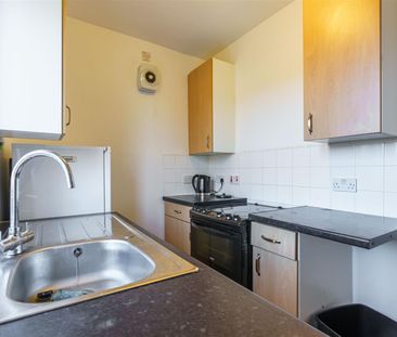 1 bed flat to rent in Beaumont Terrace, Newcastle Upon Tyne, NE3 - Photo 4