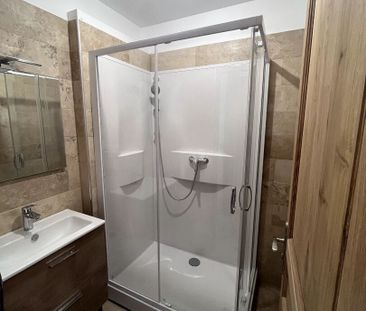 Location Appartement 2 pièces 47m² - Photo 4