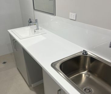 Beautiful, Brand New 3x2 Unit - Photo 6