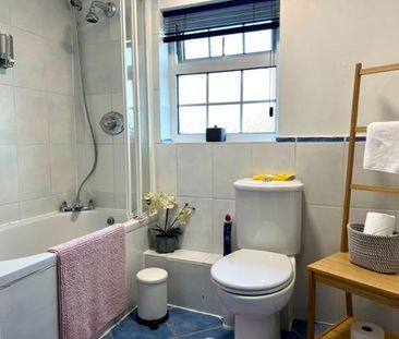 2 bedroom terraced house to rent - Photo 5