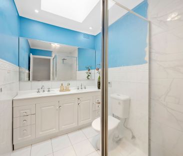 Multiple Living Zones and a Versatile Rear Studio in a Peaceful Set... - Photo 4