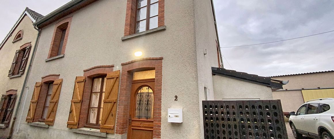 Maison à louer - LA NEUVILLE-AUX-LARRIS - Maison 4 pièces - Photo 1