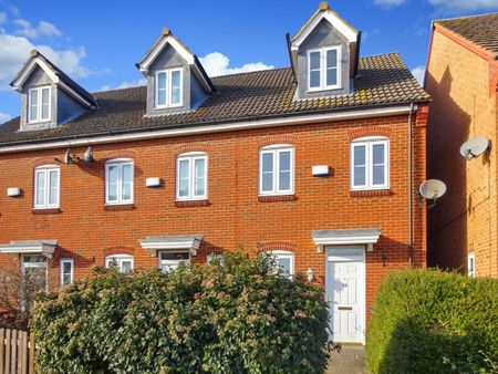 Coles Close, Burton Latimer - Photo 3