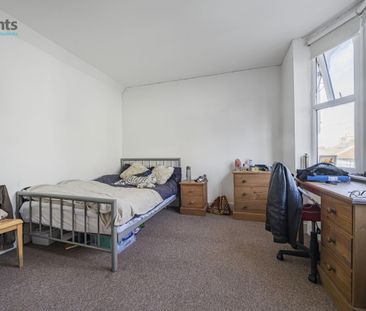 4 bedroom terraced house to rent - Photo 2