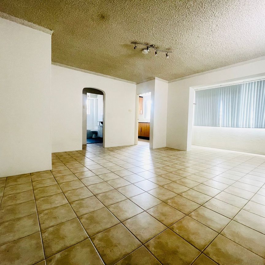 2 Bedroom unit on level 1 - Photo 1