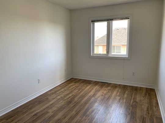 For Lease - 3083 Highbourne Crescent, Oakville, Ontario - Photo 1