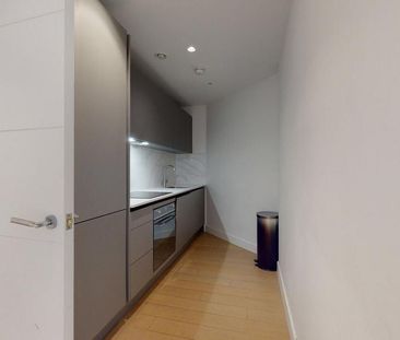 2 bedroom ground floor flat to rent - Photo 4