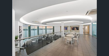 TAKE IN THE SKYWORKS IN LUXURY - Photo 4