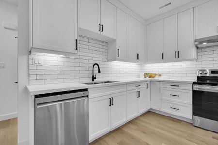 For Lease - 74 Church Street Unit# 5, Stratford, Ontario - Photo 2