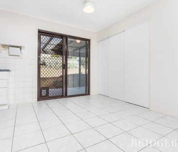 Comfortable Family Living in a Convenient Kallangur Location - Photo 4