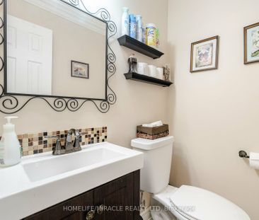 For Lease - 129 Van Scott Drive, Brampton, Ontario - Photo 6