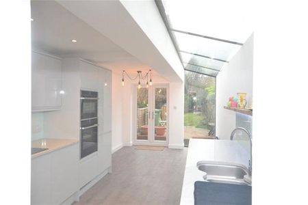 2 bedroom house to rent - Photo 3