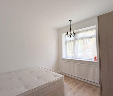 3 bedroom apartment to rent - Photo 6