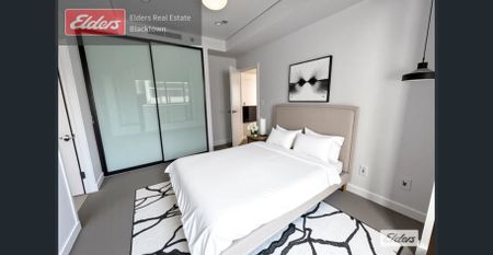 Modern, Bright & Spacious Apartment in Prime Location - Photo 4