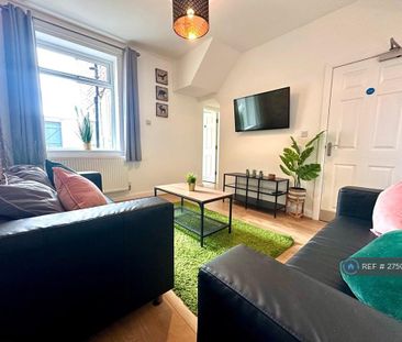 4 bedroom terraced house to rent - Photo 4