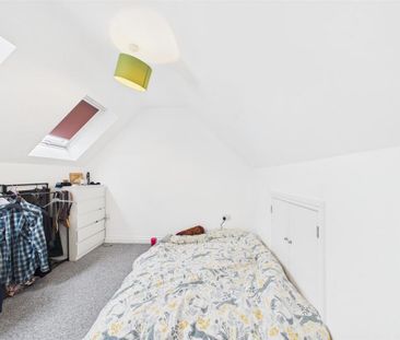 3 bedroom apartment to rent - Photo 4