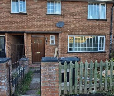 5 Bed Terraced House, Sterncourt Road, BS16 - Photo 3