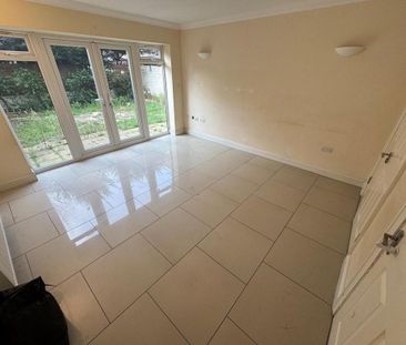 3 bedroom townhouse to rent - Photo 1