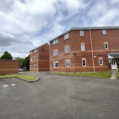 Cygnet Gardens, St Helens WA9 1SE - Photo 1