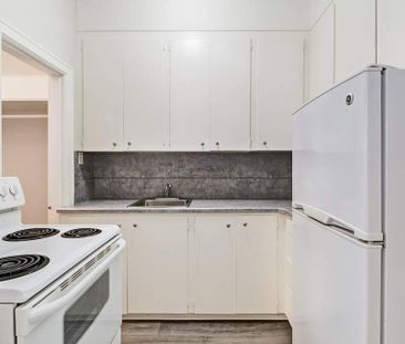 2 Bedroom - Photo 6