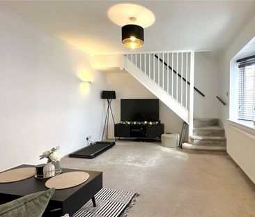 Belmont Mews, Camberley, Surrey, GU15 - Photo 2