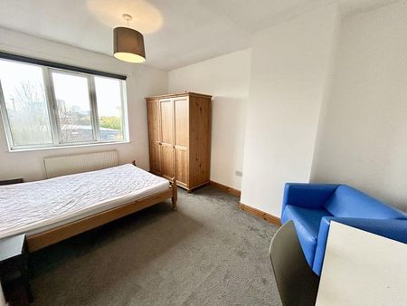 3 bedroom maisonette to rent - Photo 5