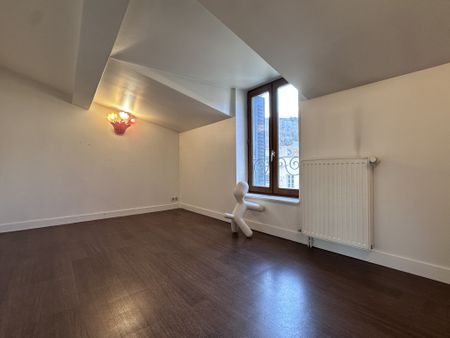 Location Maison 4 pièces 80m² ROYAT 63130 - Photo 2