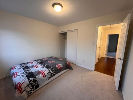 For Lease - 332 Song Sparrow Street, Barrhaven, Ontario - Photo 5