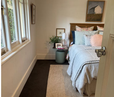 Charming in Every Way! - Photo 4