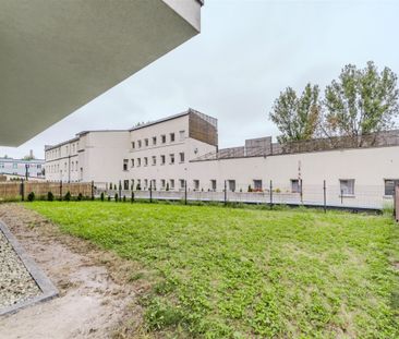 Łódź, Śródmieście, Senatorska - Photo 2