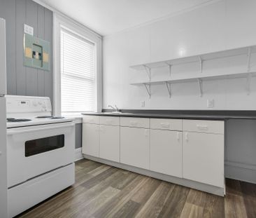 For Lease - 122 Centre Street Unit# 2, St. Thomas, Ontario - Photo 6