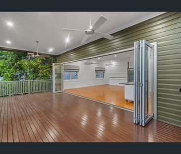 Designed for Easy Living & Outdoor Relaxation - Photo 3