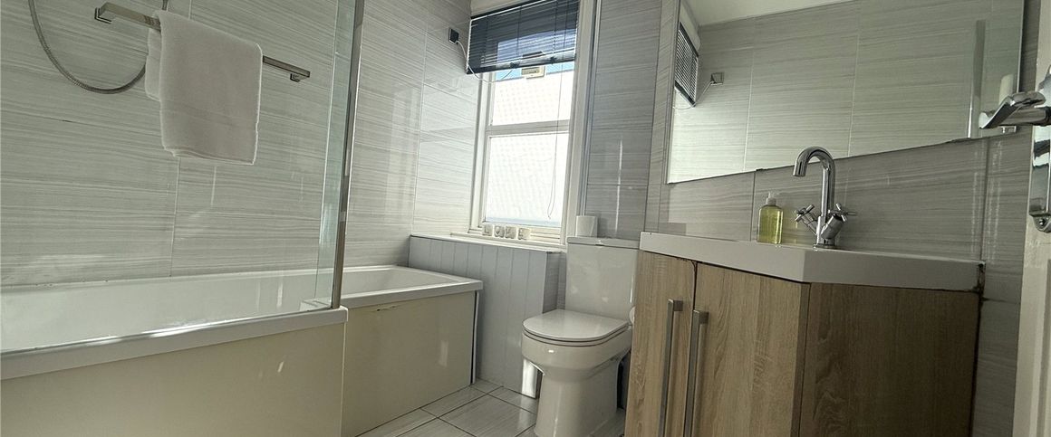 1 bedroom studio to rent - Photo 1