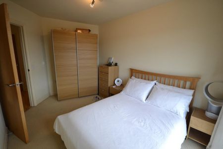 2 bedroom apartment to rent - Photo 4