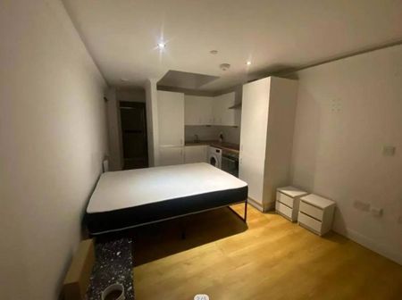 1 bedroom flat to rent - Photo 5