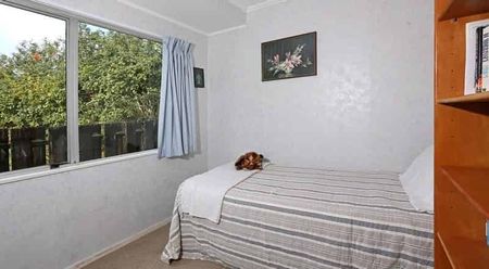 Affordable Living: Your Own 2-Bed Home - Photo 3