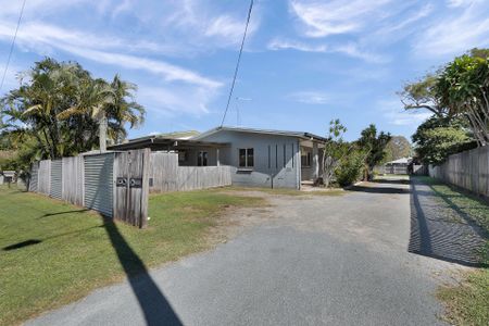 Perfect, quiet location, Close to all amenities - Photo 3