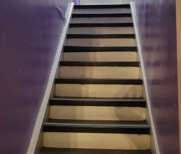 181 Augusta Avenue #Lower - Photo 2