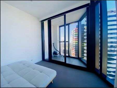 2 Bedroom 2 Bathroom - Photo 4