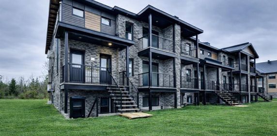 124 Rue Katimavik (Aylmer) Beau Logement 2 Chambres - À Voir Absolument! - Photo 2