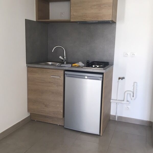 Location Appartement 2 pièces 40m² VILLENAVE D ORNON 33140 - Photo 1